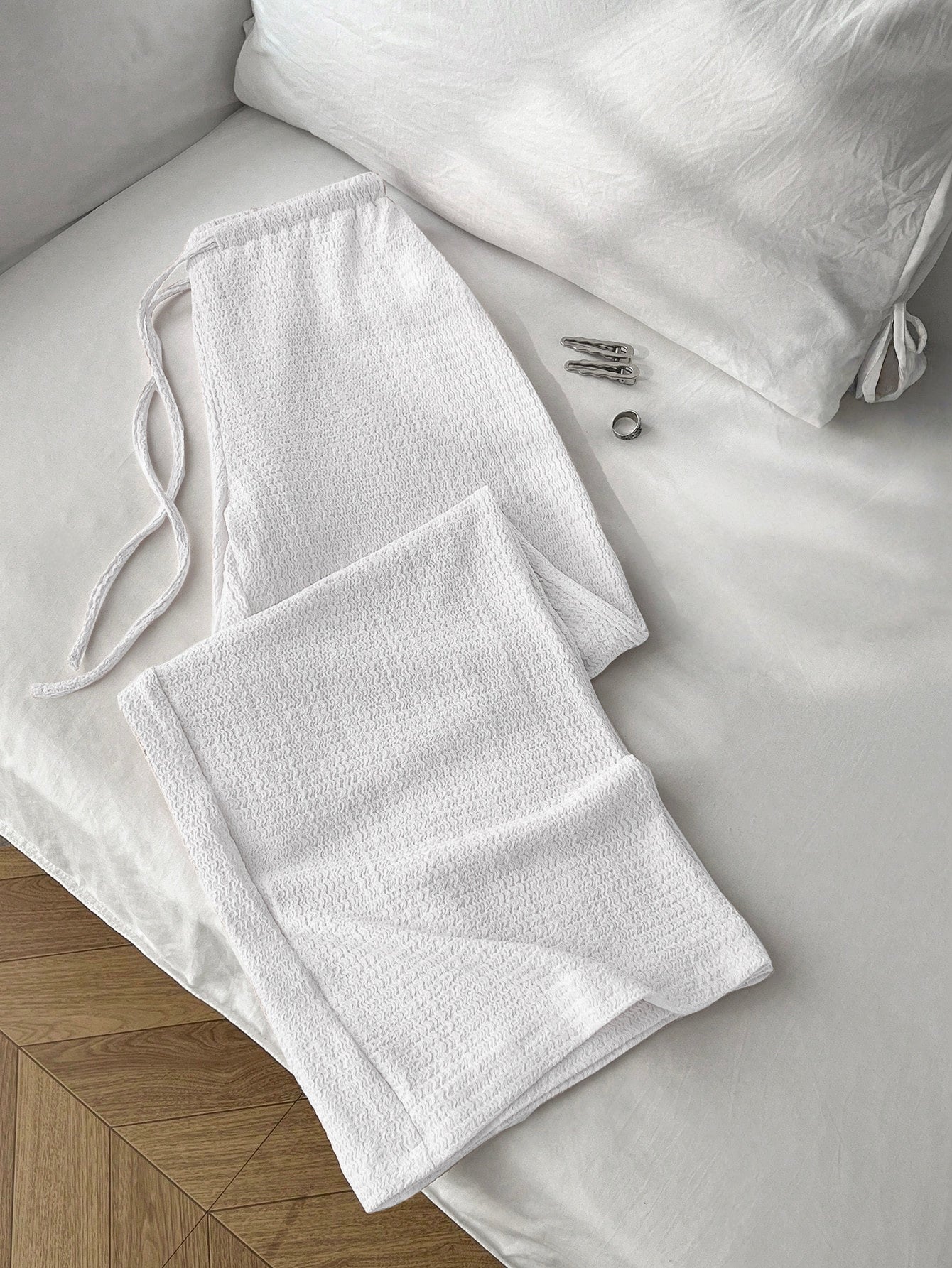 Women's  Minimalist Wide Leg Pants with Adjustable Drawstring Waist